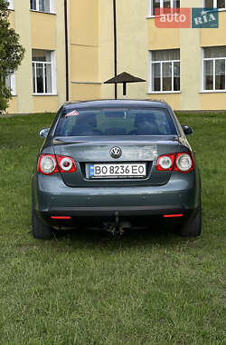 Седан Volkswagen Jetta 2006 в 