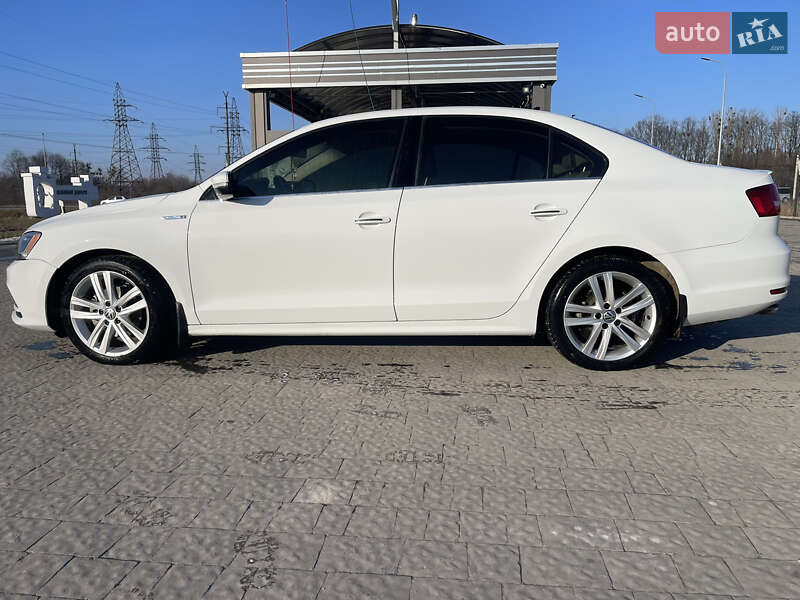 Volkswagen Jetta 2014