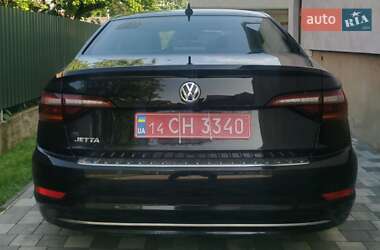 Седан Volkswagen Jetta 2019 в 