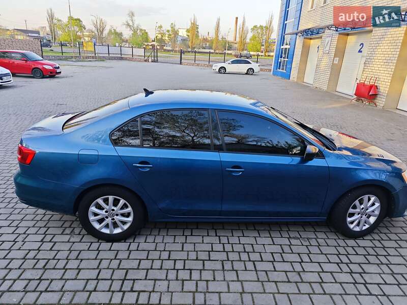Седан Volkswagen Jetta 2015 в Кременчуге фото 6 Седан Volkswagen Jetta 2015 в Кременчуге