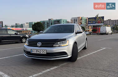Седан Volkswagen Jetta 2015 в Киеве