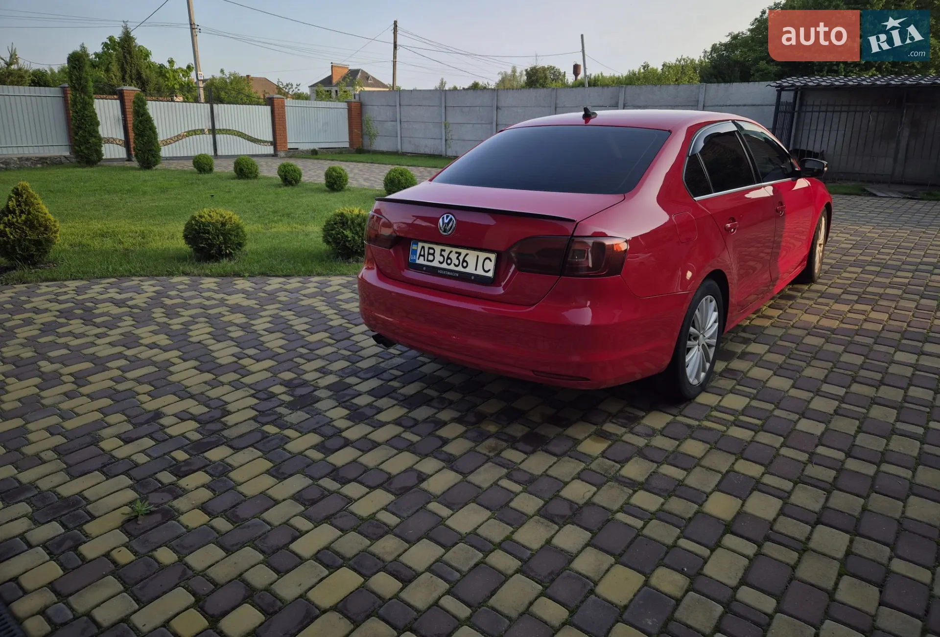 2011 Volkswagen Jetta - мініатюра 2