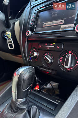 Седан Volkswagen Jetta 2012 в 