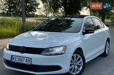 Седан Volkswagen Jetta 2013 в Днепре