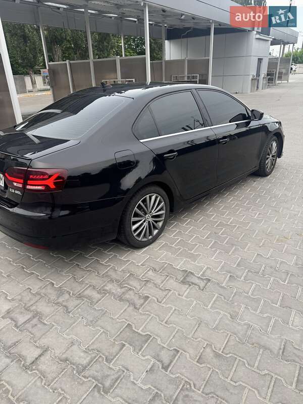 Седан Volkswagen Jetta 2012 в Києві