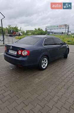 Седан Volkswagen Jetta 2007 в 