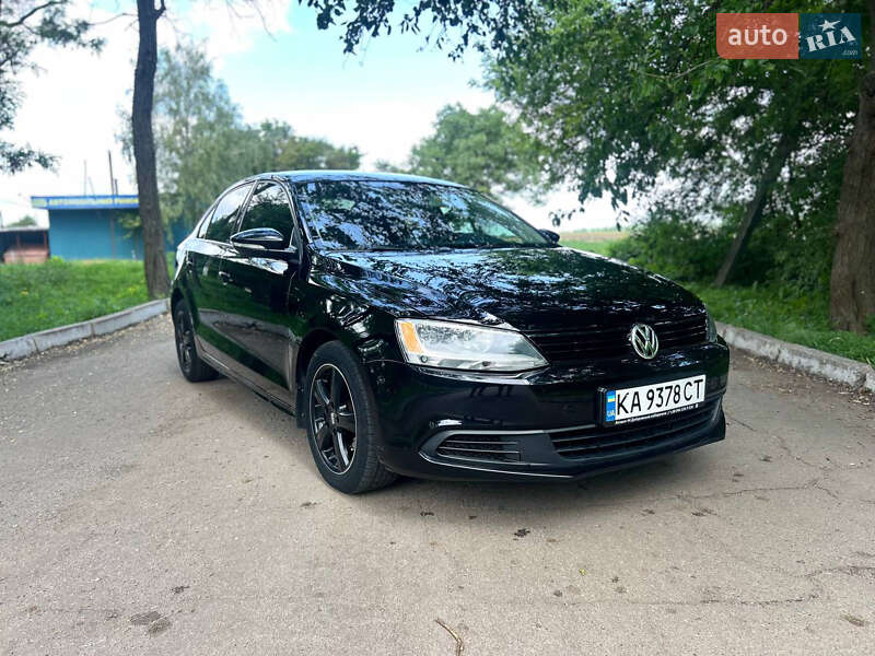 Седан Volkswagen Jetta 2012 в Кропивницькому