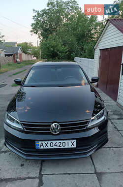 Седан Volkswagen Jetta 2015 в Харькове