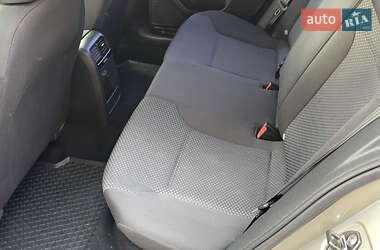 Седан Volkswagen Jetta 2012 в 