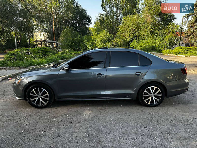 Седан Volkswagen Jetta 2016 в Запорожье