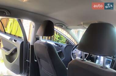 Седан Volkswagen Jetta 2013 в 