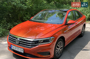 Седан Volkswagen Jetta 2019 в Киеве