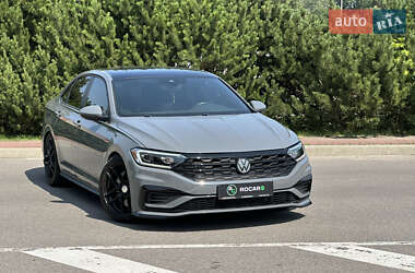 Седан Volkswagen Jetta 2019 в 
