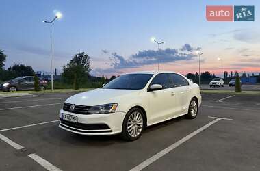 Седан Volkswagen Jetta 2016 в 