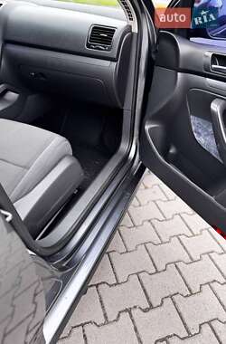 Седан Volkswagen Jetta 2008 в 