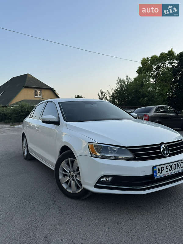 Седан Volkswagen Jetta 2015 в Запорожье