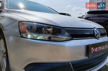 Седан Volkswagen Jetta 2014 в 
