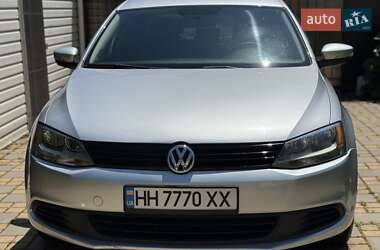 Седан Volkswagen Jetta 2013 в Одесі