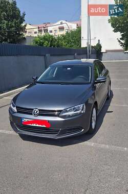 Седан Volkswagen Jetta 2014 в Херсоне