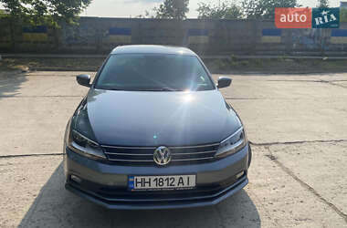 Седан Volkswagen Jetta 2015 в 