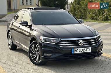 Седан Volkswagen Jetta 2023 в Хмельницькому