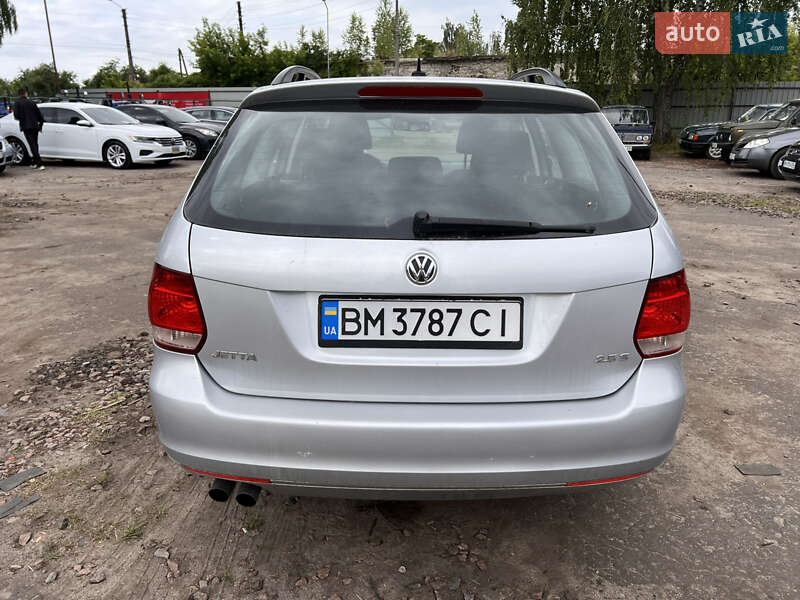 Универсал Volkswagen Jetta 2011 в Шостке