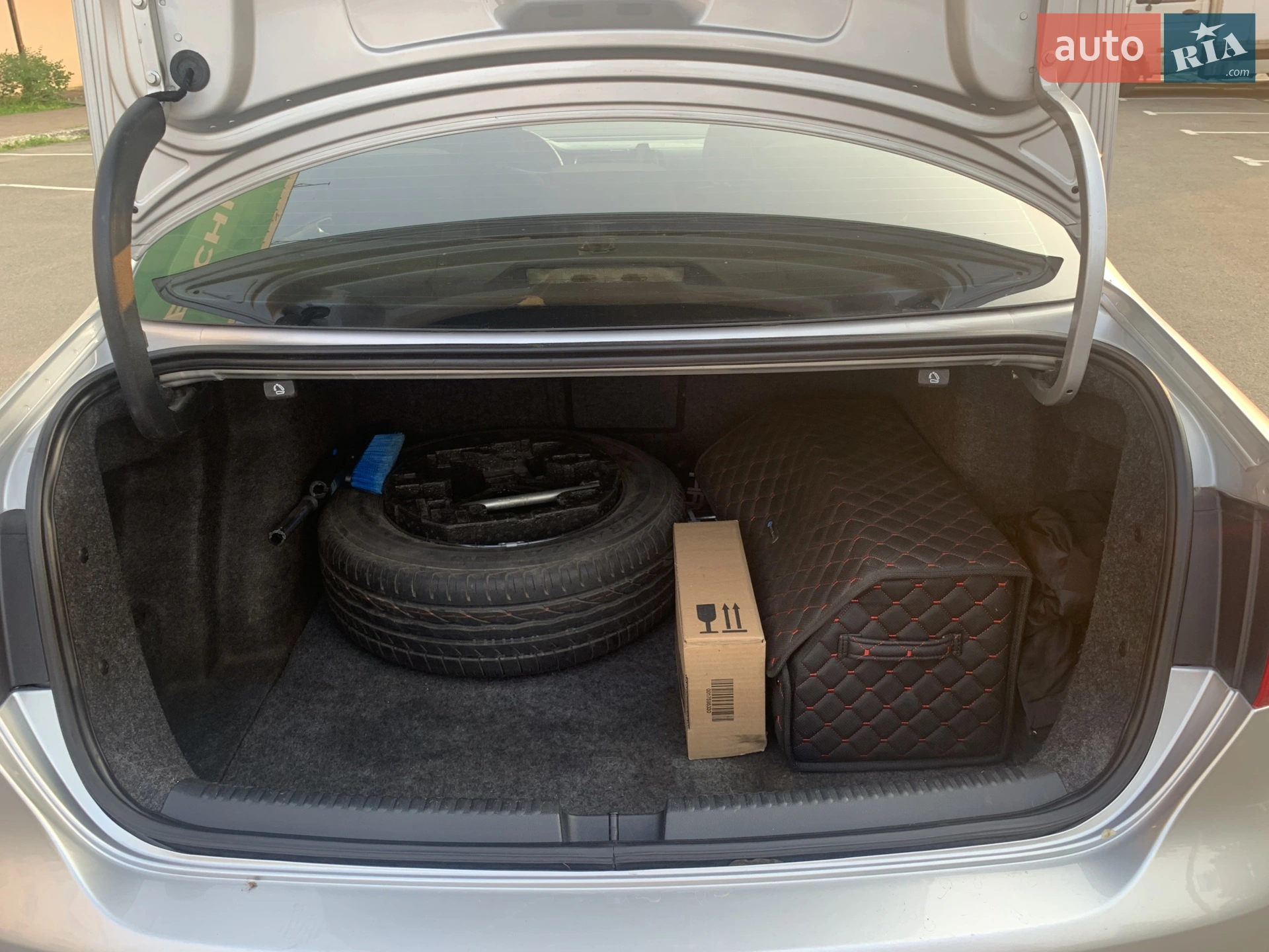 2011 Volkswagen Jetta - мініатюра 24