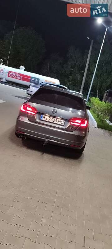 Седан Volkswagen Jetta 2013 в Оржице