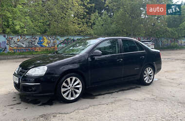 Седан Volkswagen Jetta 2008 в Львове