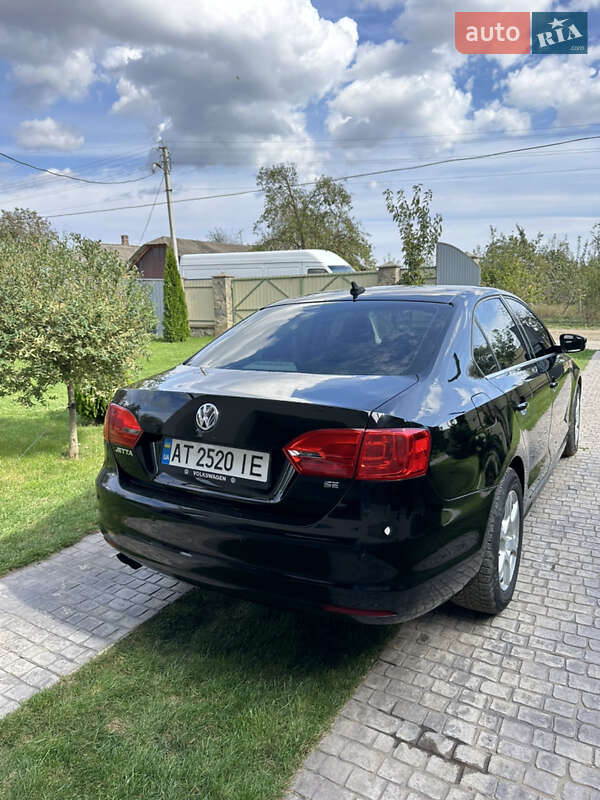 Седан Volkswagen Jetta 2014 в Долине