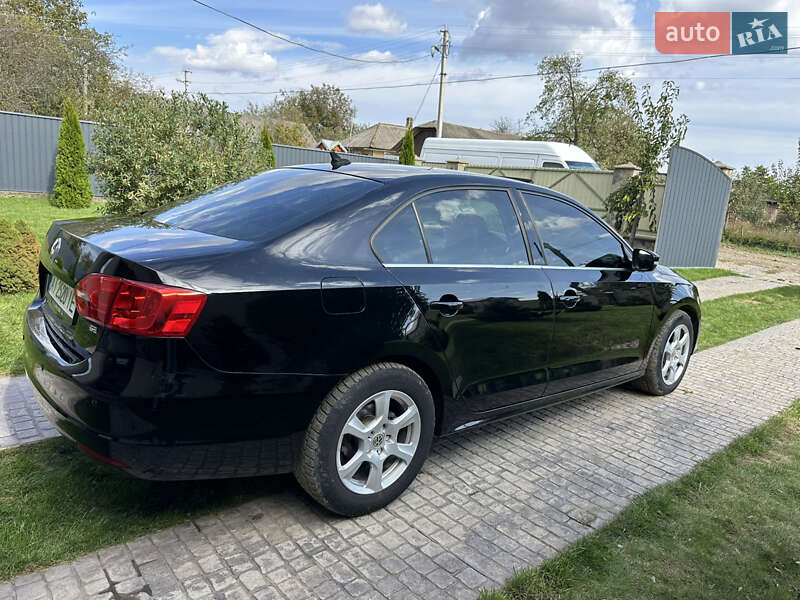 Седан Volkswagen Jetta 2014 в Долине