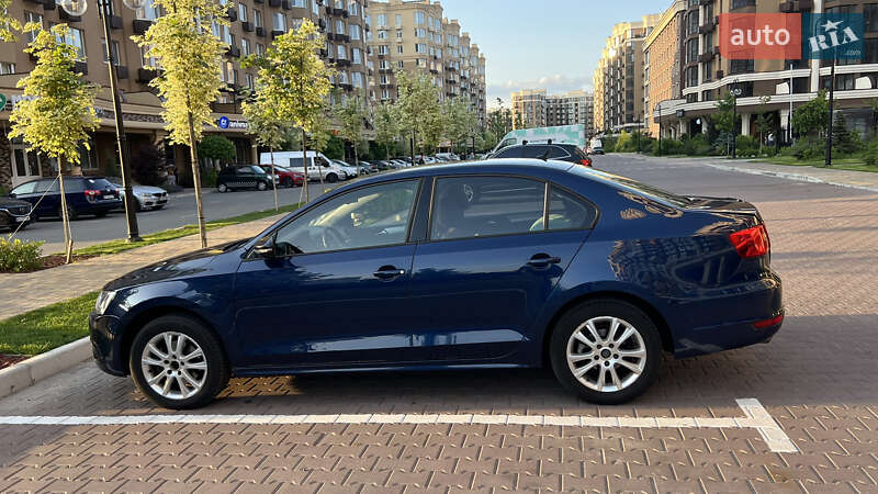 Седан Volkswagen Jetta 2013 в Софіївській Борщагівці