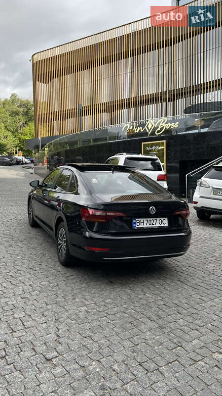 Седан Volkswagen Jetta 2019 в Одесі