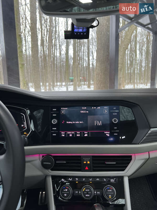 Седан Volkswagen Jetta 2019 в Одесі