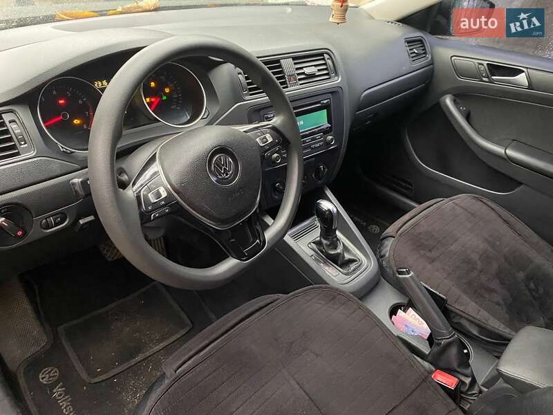 Седан Volkswagen Jetta 2014 в Миколаєві