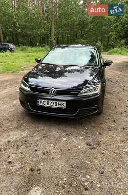 Седан Volkswagen Jetta 2013 в Рожище