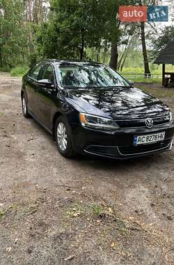 Седан Volkswagen Jetta 2013 в 