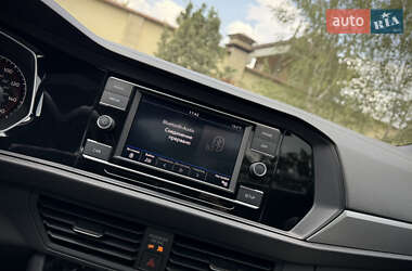 Седан Volkswagen Jetta 2019 в 