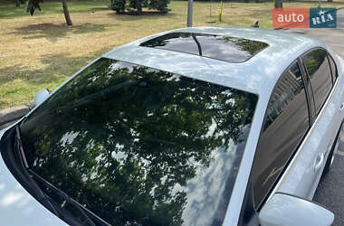 Седан Volkswagen Jetta 2015 в 
