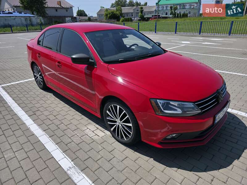 Седан Volkswagen Jetta 2015 в Нововолинську