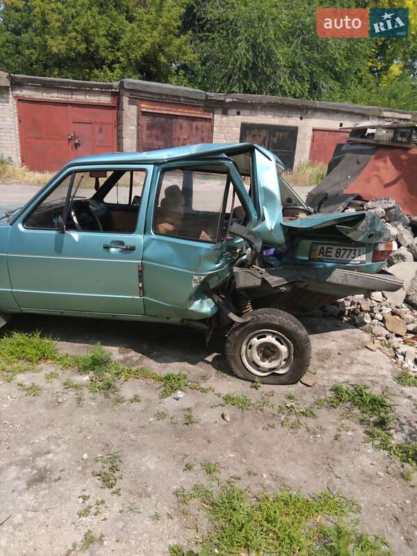 Седан Volkswagen Jetta 1983 в Каменском