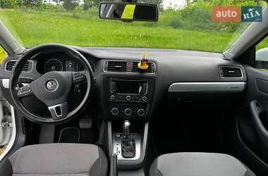 Седан Volkswagen Jetta 2013 в Умани