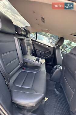 Седан Volkswagen Jetta 2016 в 