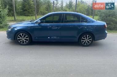 Седан Volkswagen Jetta 2017 в 