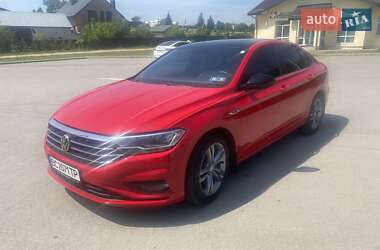 Седан Volkswagen Jetta 2019 в Львове