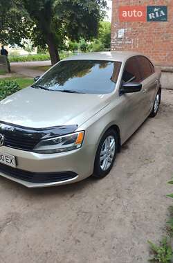 Седан Volkswagen Jetta 2012 в 