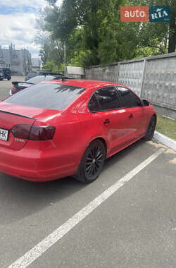 Volkswagen Jetta 2012