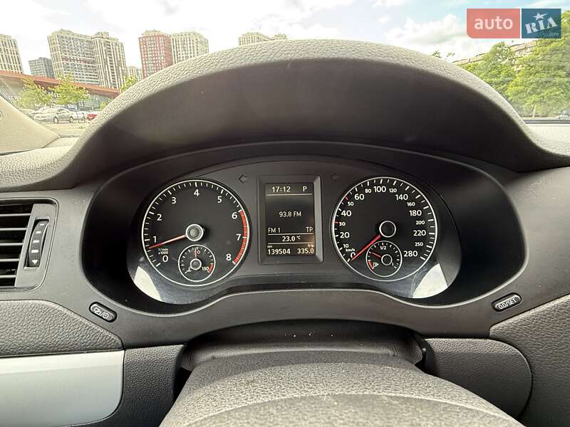 Седан Volkswagen Jetta 2011 в Киеве