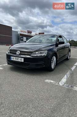 Седан Volkswagen Jetta 2011 в Киеве