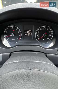 Седан Volkswagen Jetta 2013 в 